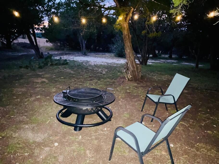 Cottage With Hot Tub And Pool Bandera, Tx. Экстерьер фото